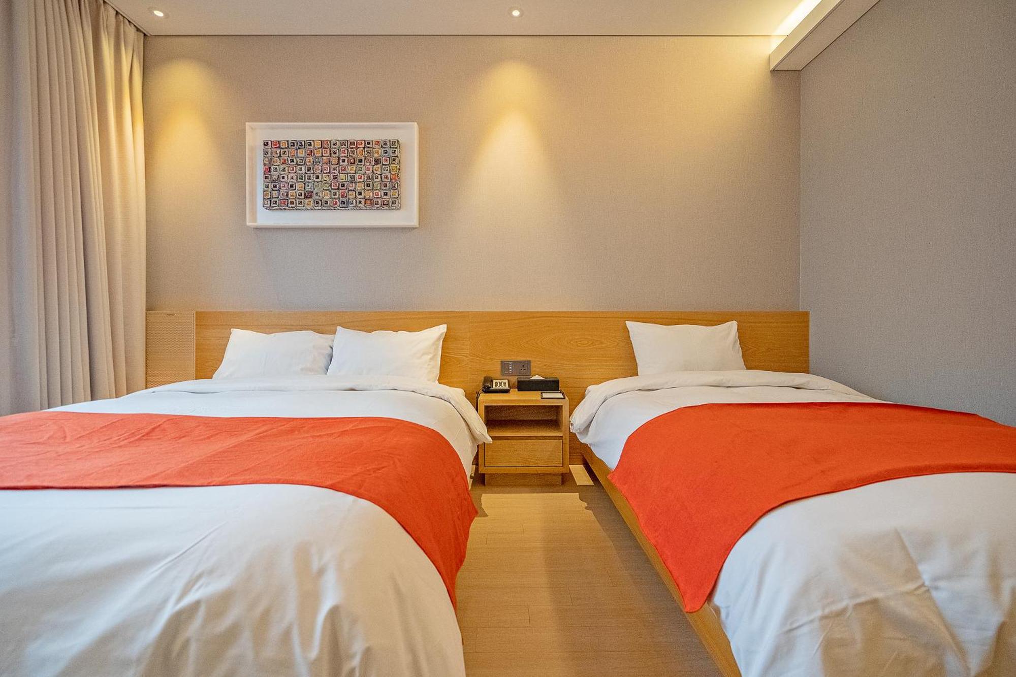 Gloucester Hotel Чхонджу Экстерьер фото