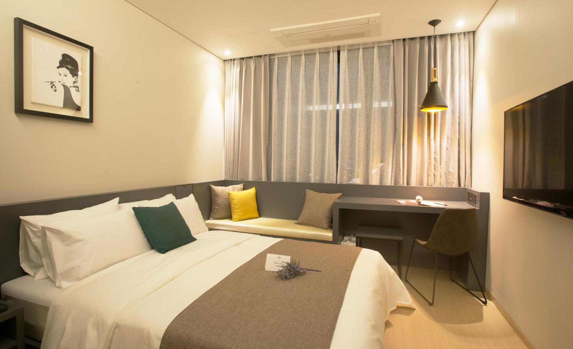 Gloucester Hotel Чхонджу Экстерьер фото